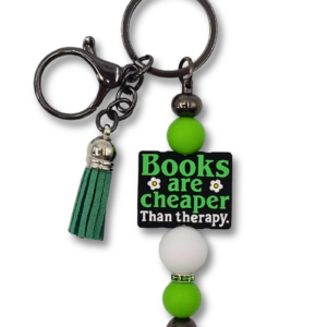 Zawieszka na torebkę, plecak lub breloczek do kluczy z napisem Books are cheaper than therapy. dla miłośników czytania. czerń zieleń i biel