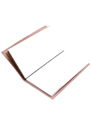 dziennik_skorzany_wkład wnętrze dziennika skórzanego i strony z papieru z recyklingu