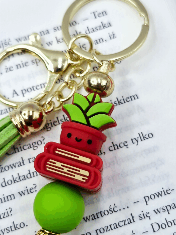 breloczek dla miłośników roślin doniczkowych i książek idealny na prezent dla miłośników czytania