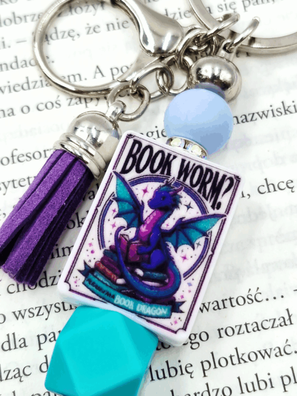 breloczek idealny gadżet dla mola książkowego zakochanego w literaturze fantasy i smokach