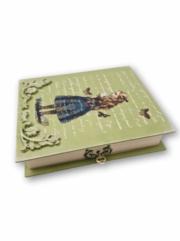 ręcznie malowana dekoracyjna szkatułka w kształcie książki w kolorze oliwkowym rękodzieło na prezent dla dziewczynki