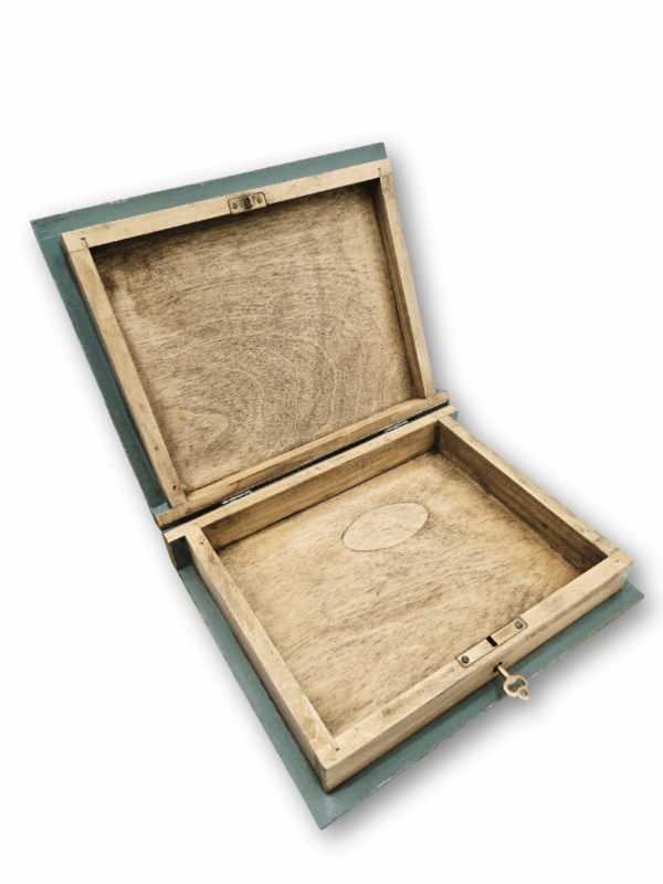 drewniane pudełko na kluczyk do przechowywania skarbów