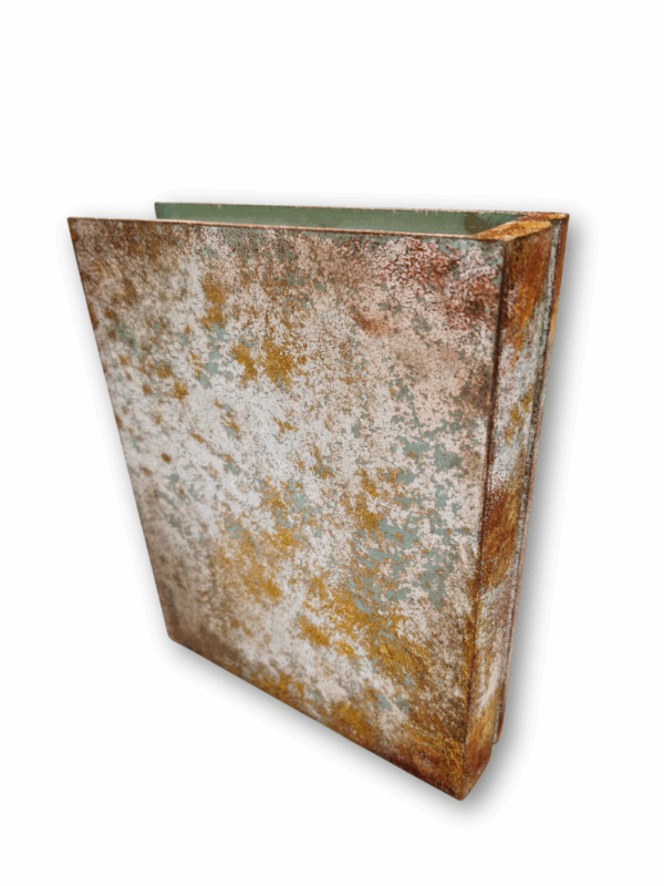 efekt rdzy na drewnianej szkatułce ręcznie malowanej