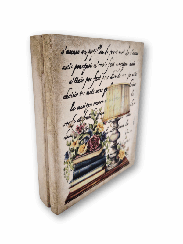 pudełko w formie książki ręcznie malowane z motywem książkowym na prezent dla miłośniczek książek