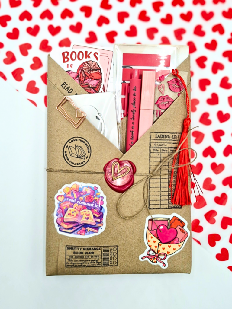 Randka w Ciemno z książką o miłości, z romansem, na walentynki prezent dla kobiety miłośniczki czytania romansów i książek o miłości