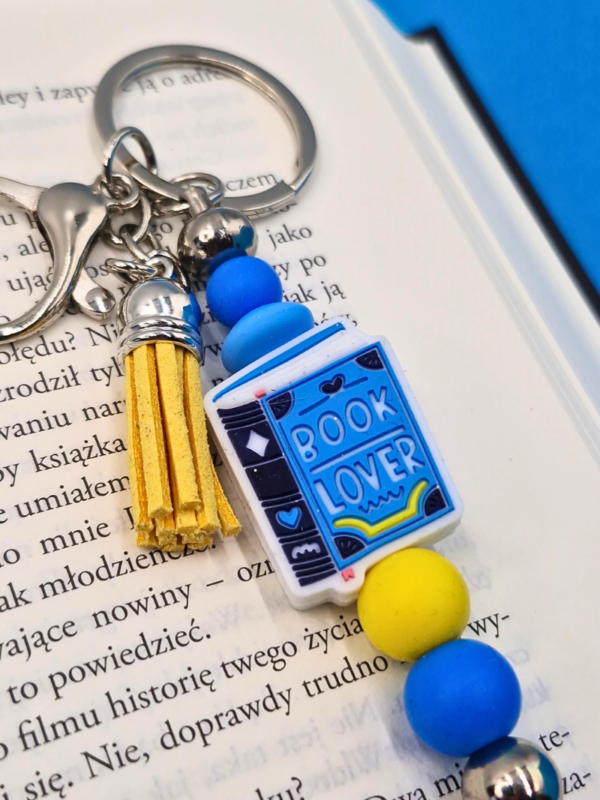 breloczek book lover dla miłośnika książek dla książkoholika