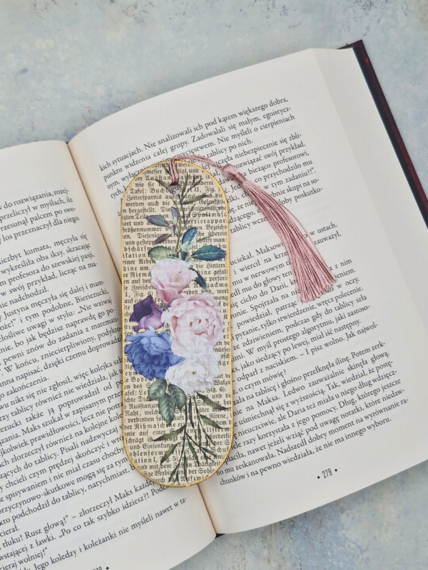 zakładka do książki vintage z motywem botanicznym piwonie