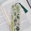 zakładka do książek różne gatunki roślin zielonych botaniczna rękodzieło na prezent