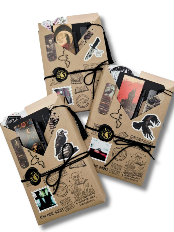 trzy zestawy mystery book seria z dreszczykiem od bookgap prezent dla miłośników czytania thrillerów i horrorów